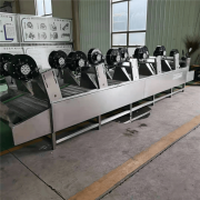 <b>按照2023年中国食物发布的《包拆机械手艺成长》</b>